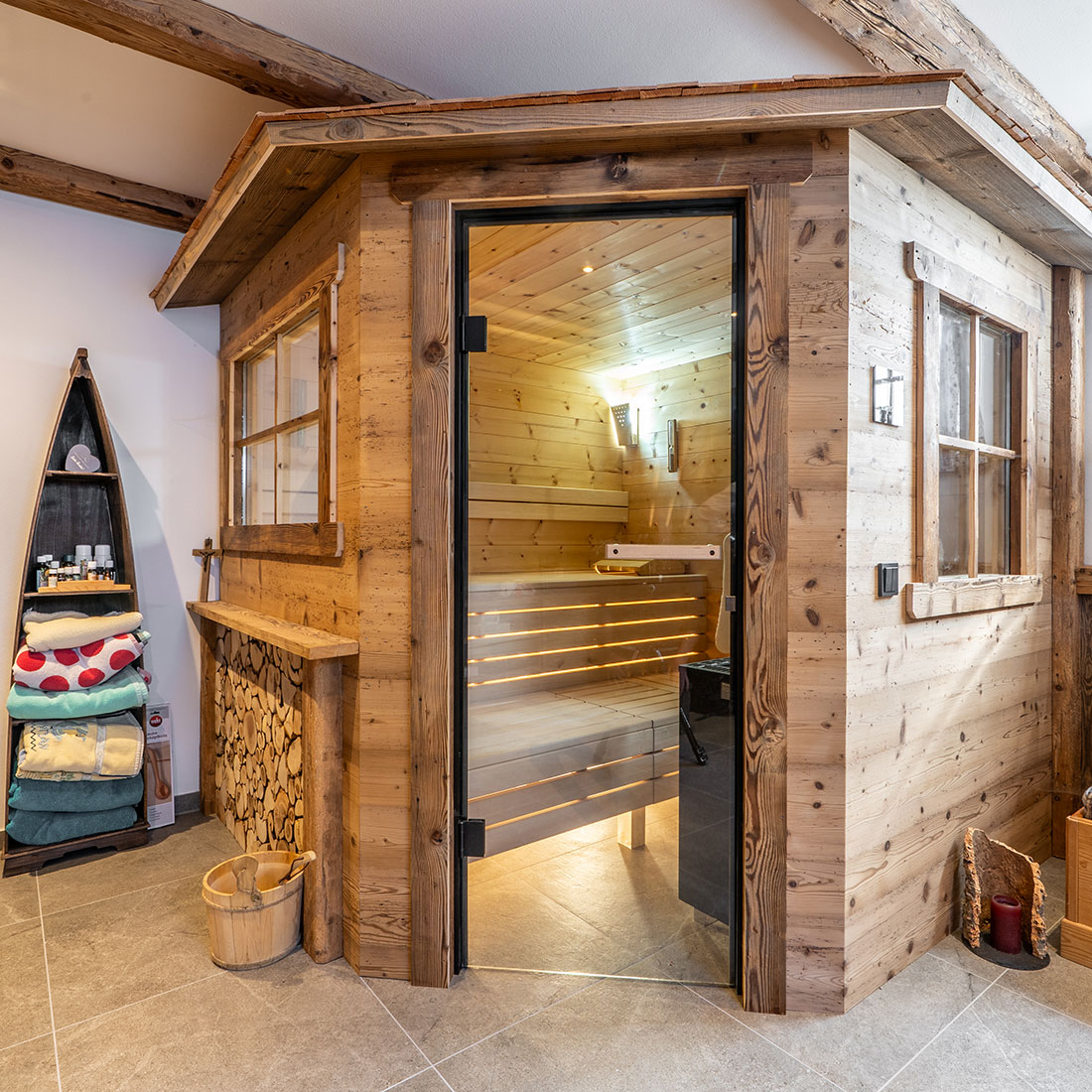 Paul-Wenig-Sauna-und-Wellnessanlagen-Sauna-als-integrierte-Almhuette
