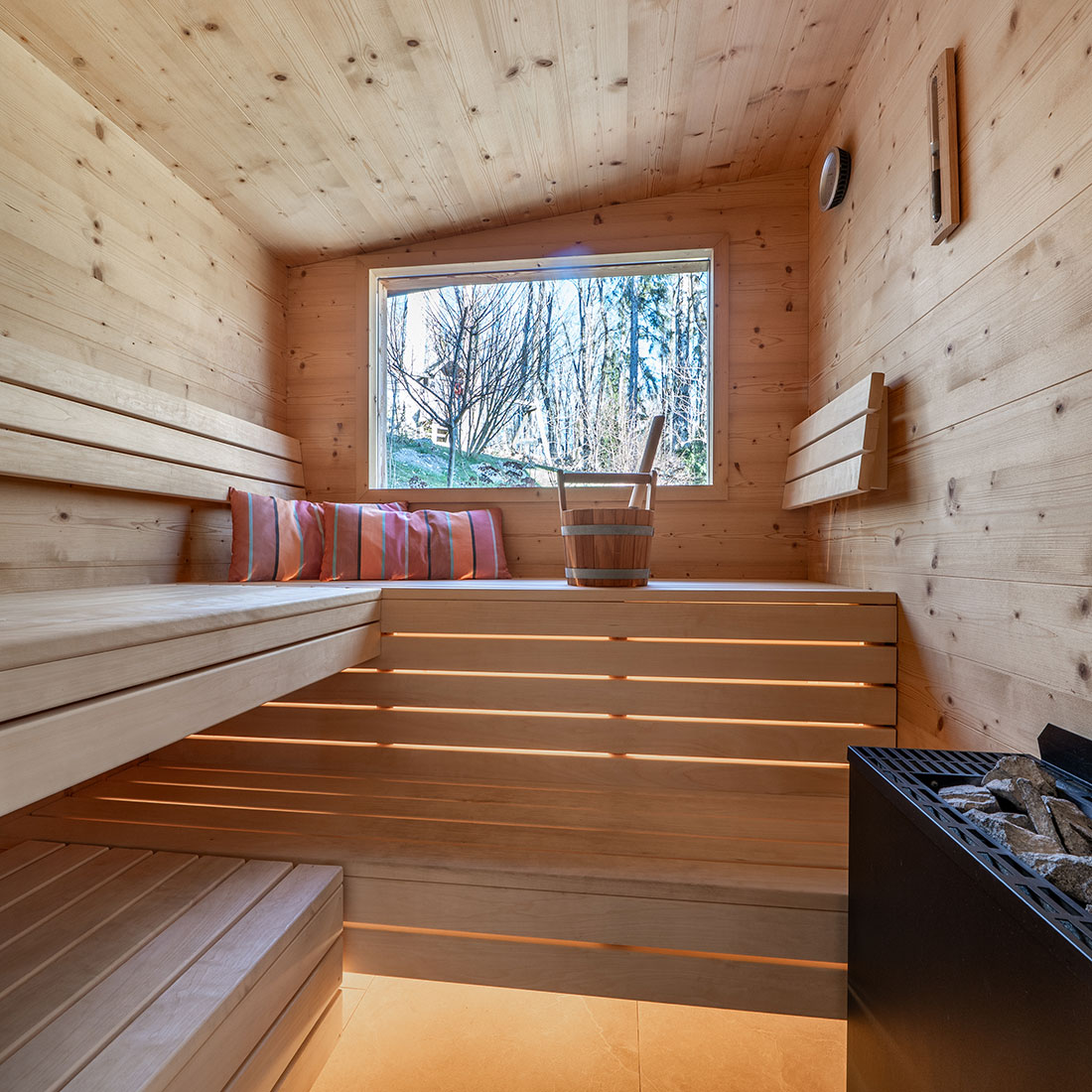 Paul-Wenig-Sauna-und-Wellnessanlagen-Saunainnenraum